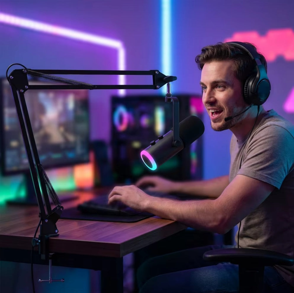NÖRDIC XLR/USB dynamisk mikrofonkit, RGB-justerbart mikrofonarmstativ til streaming, gaming, voice-over og optagelse